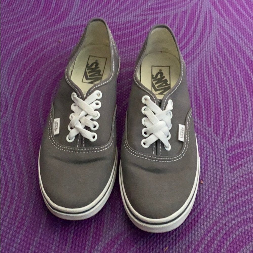 Low cut vans